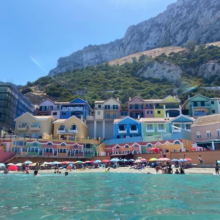 Unique Waterfront Duplex On The Mediterranean - Caleta, Catalan Bay ジブラルタル エクステリア 写真