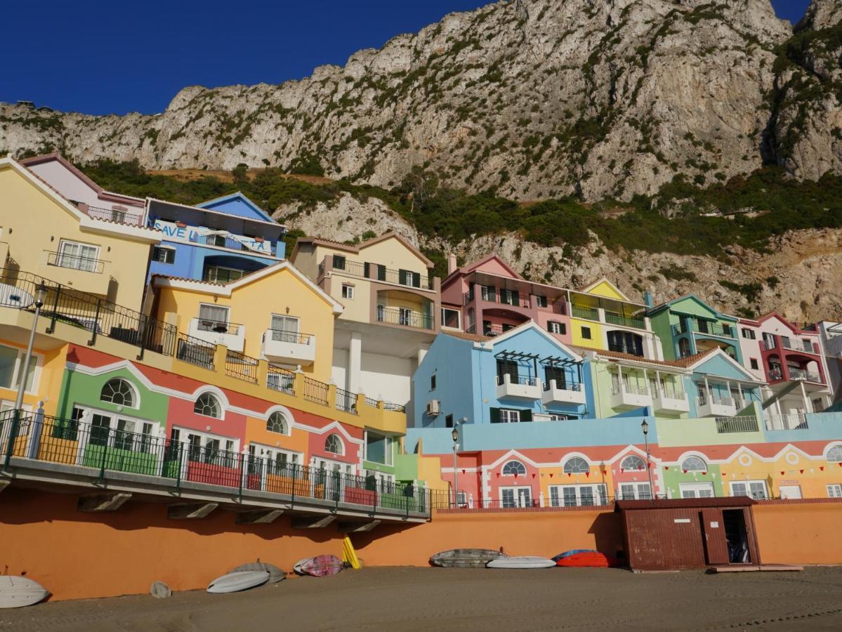 Unique Waterfront Duplex On The Mediterranean - Caleta, Catalan Bay ジブラルタル エクステリア 写真